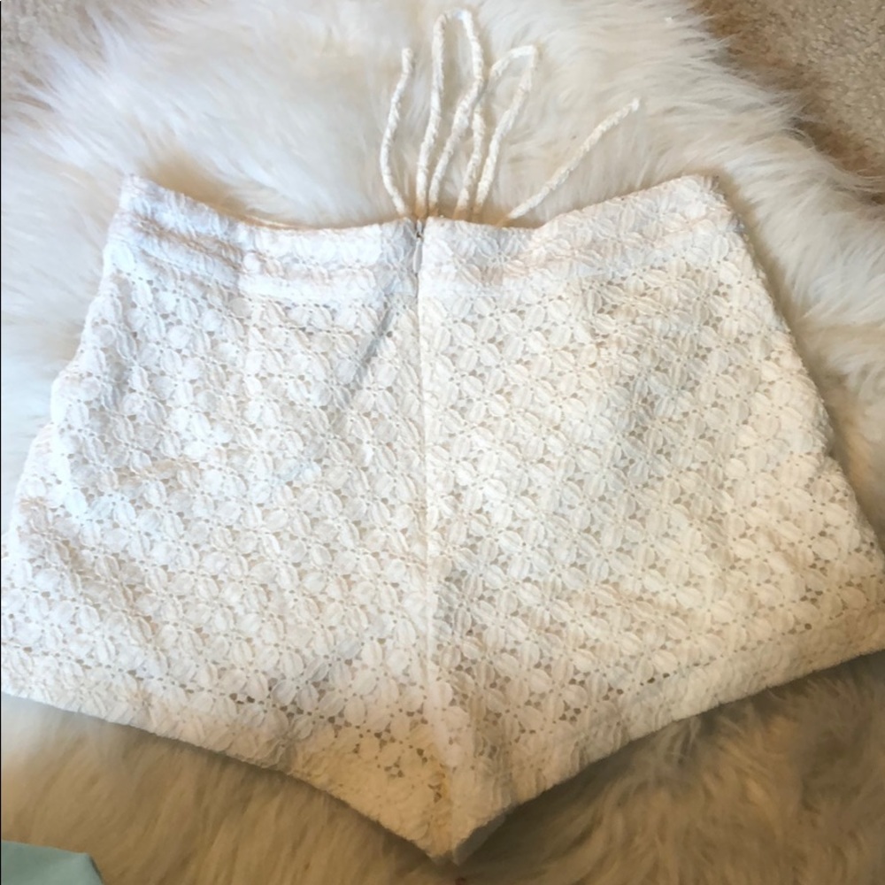 Shorts - Picture 2 of 4